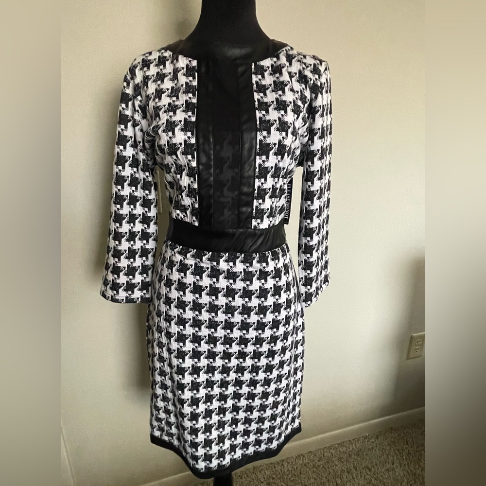 Dress NEW